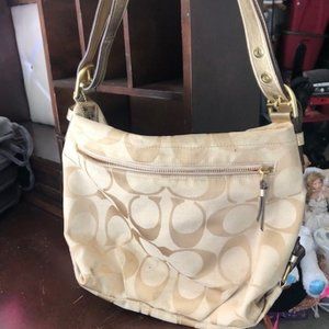 Coach Signature Hobo